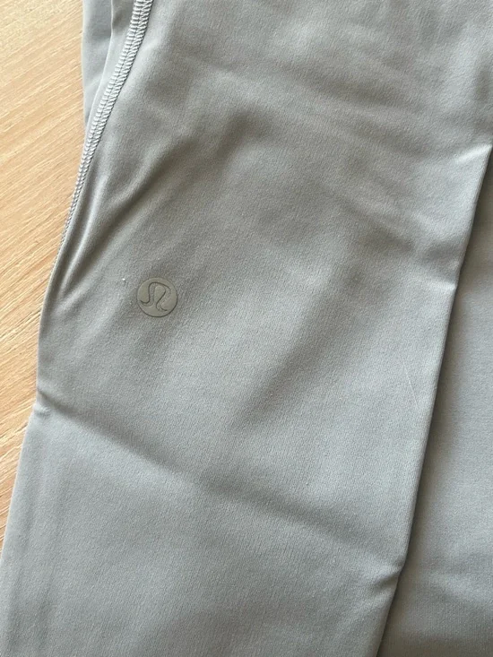 Lululemon Swift Speed Legging 23 inch - Picture 5 of 5